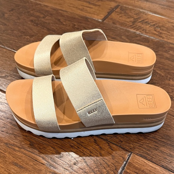 Reef Shoes - Reef Women's Gold, Tan and White Platform Slide Sandals